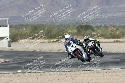 media/Nov-01-2025-CVMA (Sat) [[fc0f7531b8]]/Race 7-Formula Twins-Formula 40 UL/